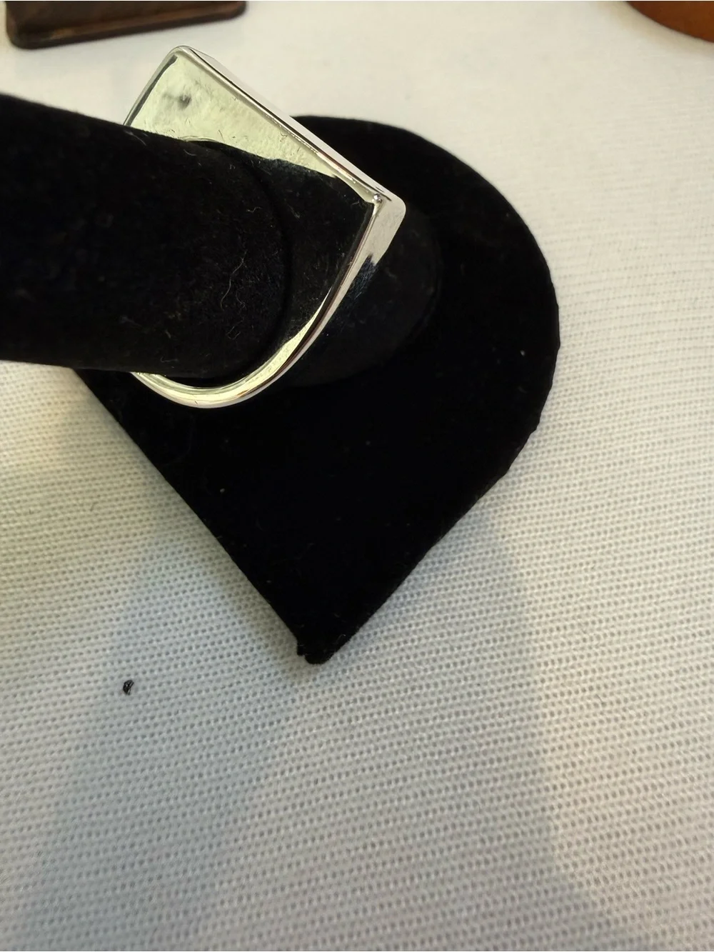 Sleek size 9 Rectangular unisex Silver Ring - Picture 5 of 5